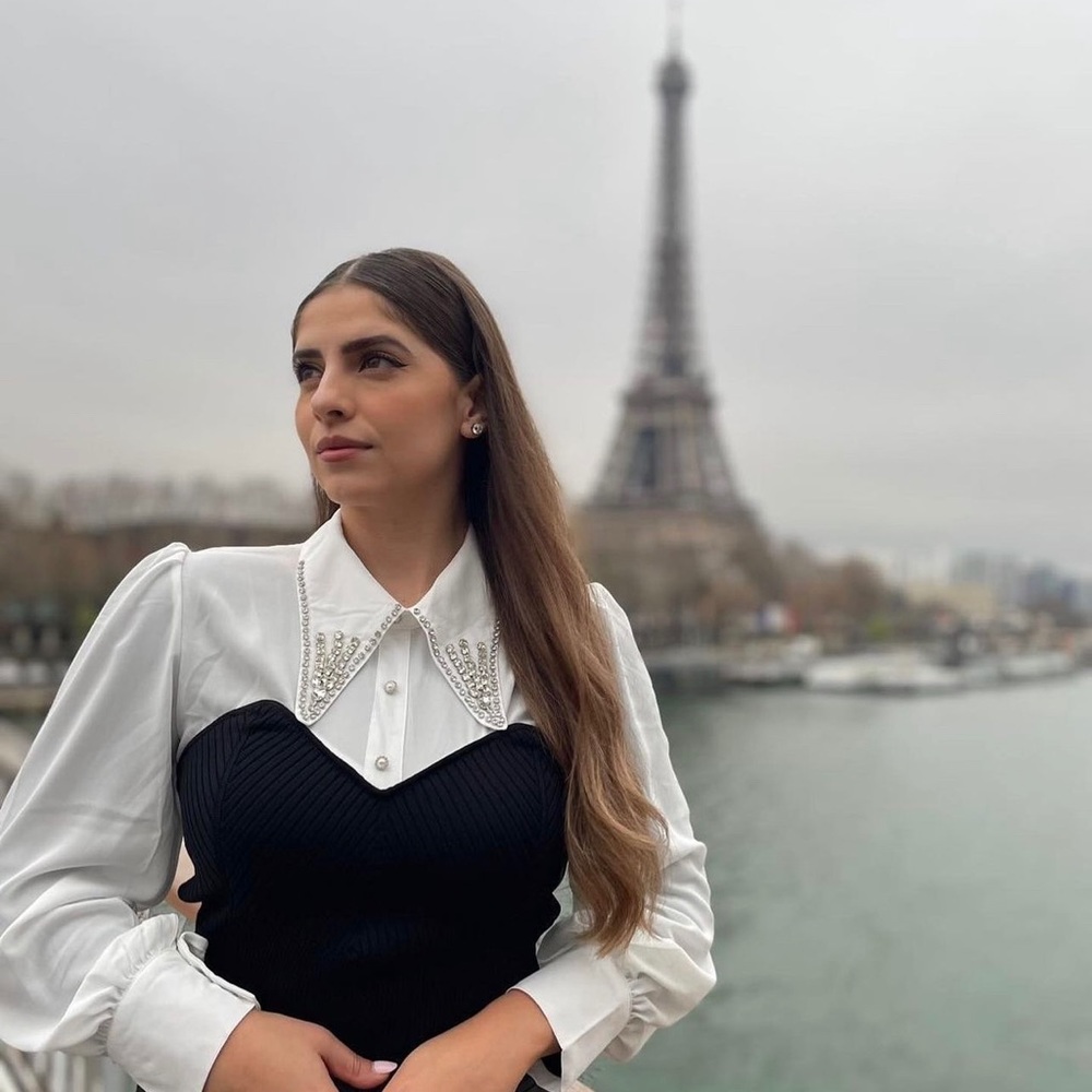 Blouse in small size